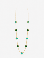 Collana Lunga Luce Verde - Finitura Dorata: vista completa su fondo bianco
