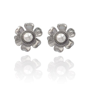 Orecchini stile antico con perla