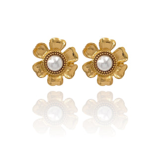 Orecchini stile antico con perla