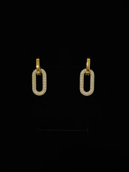 Orecchini con pendenti diamantati