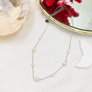 Collana spezzati di perle irregolari