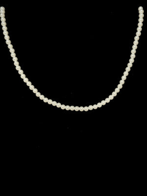 Collana con perle in madreperla
