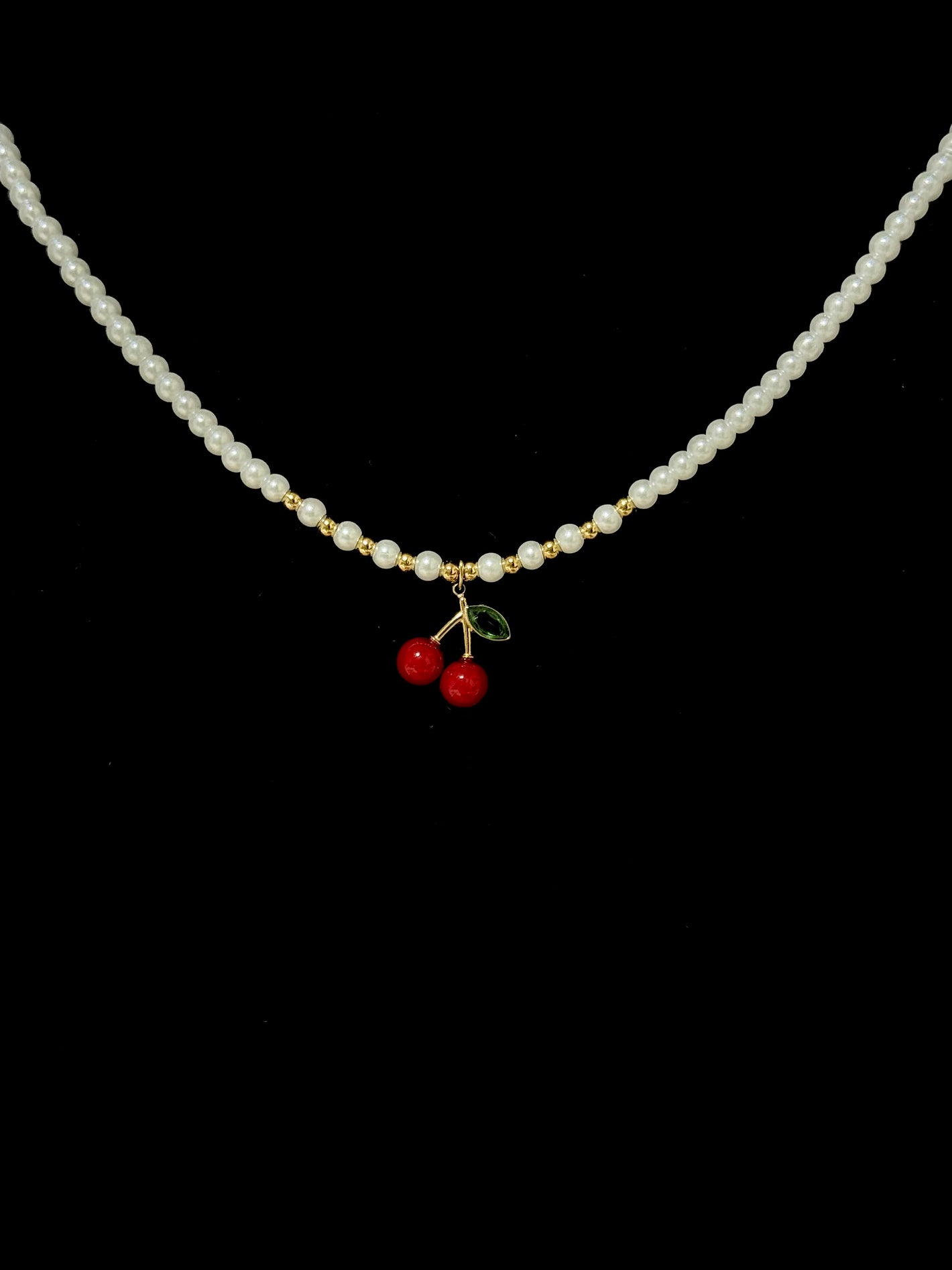 Collana di perle con ciliegie mini