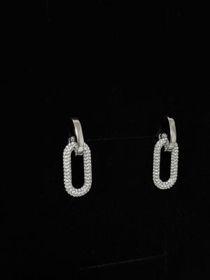Orecchini con pendenti diamantati