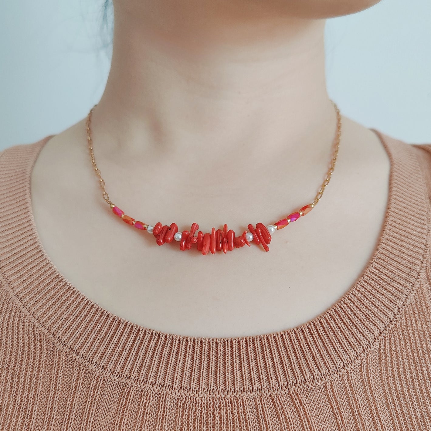 Collana con cluster di corallo