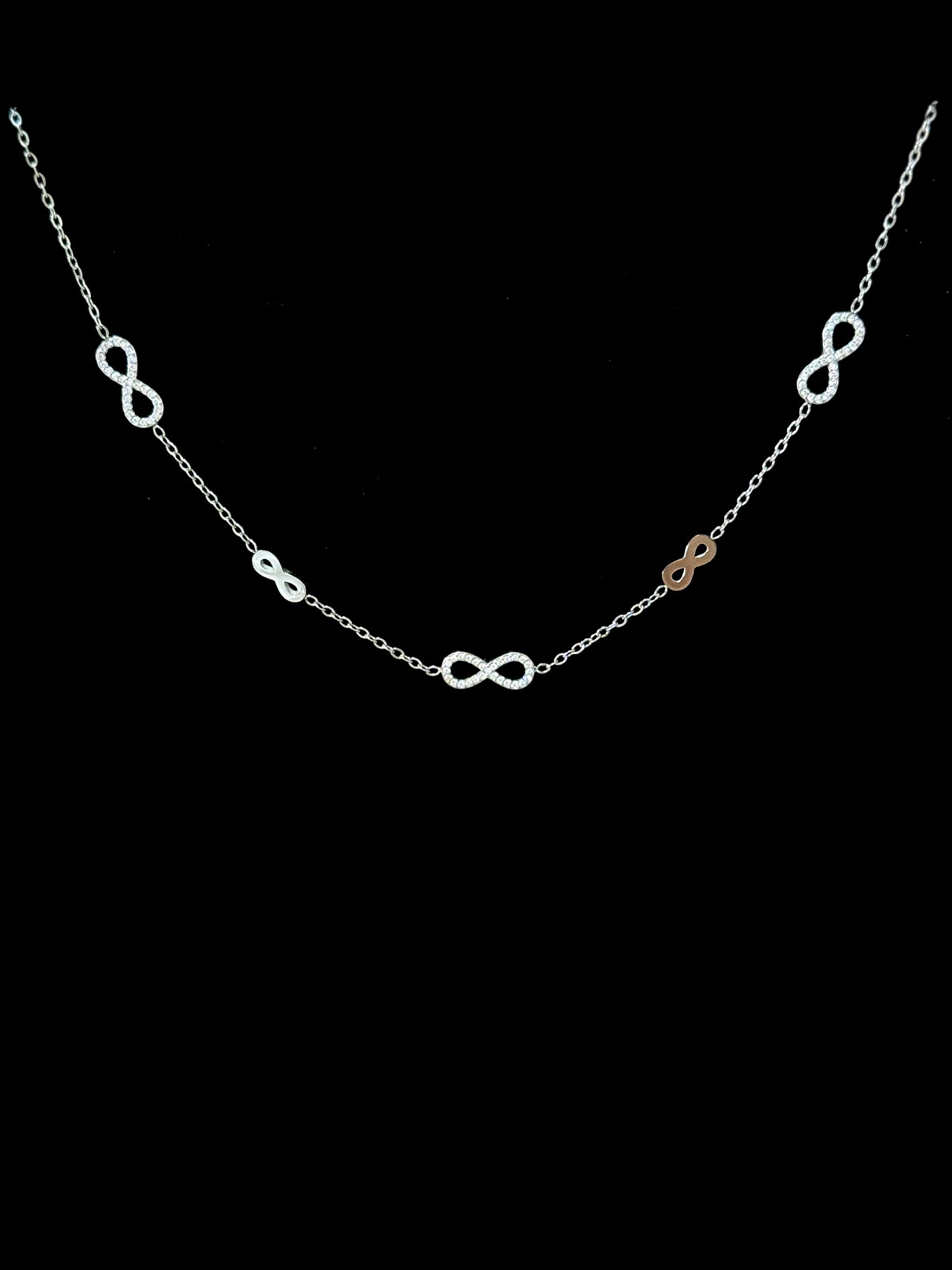 Collana infiniti