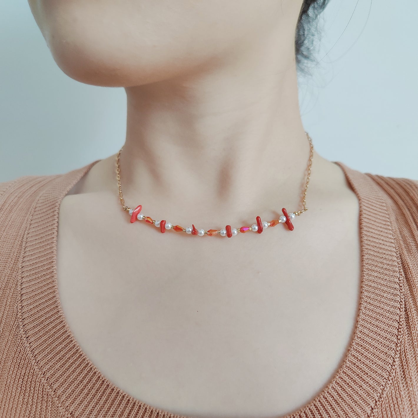 Collana lineare corallo