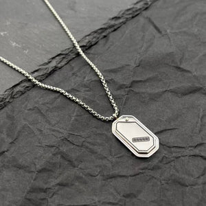 Collana placca in acciaio