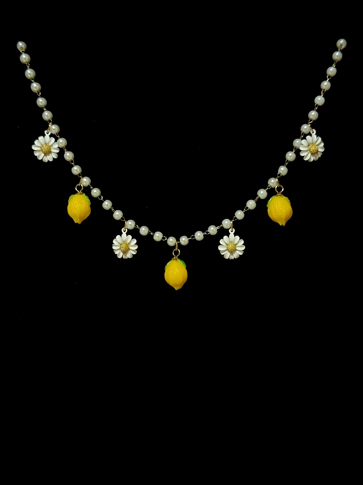 Collana charms limoni e margherite